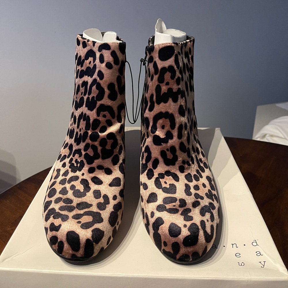 Brand new leopard booties size 11